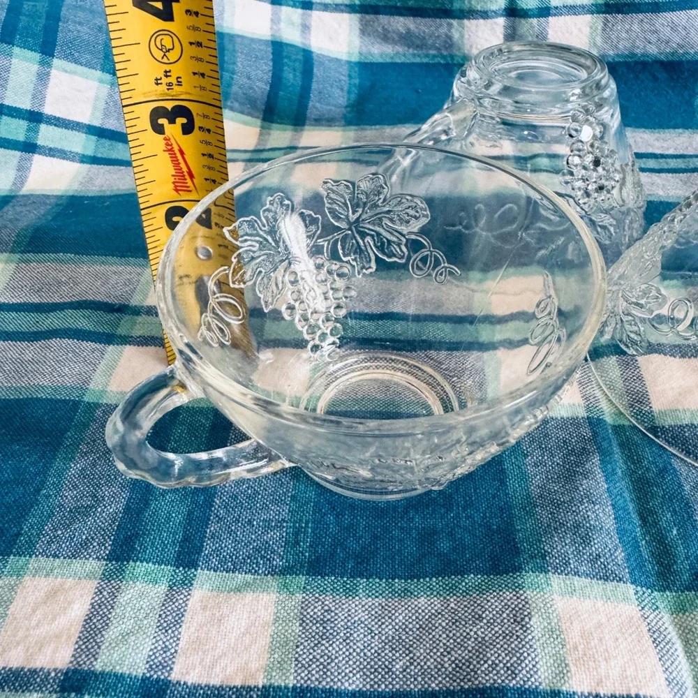 Vintage  Anchor Hocking Clear Glass Punch Cups Set‎ of 3 Tea Cups Etched Grapes